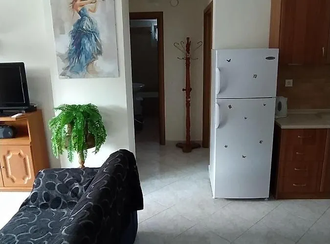 στην πόλη
